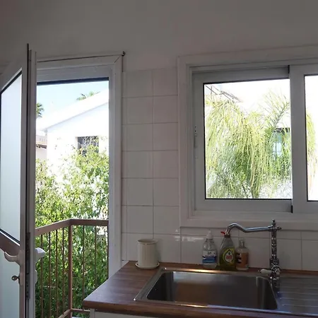 Apartament Cozy With Balcony Pila