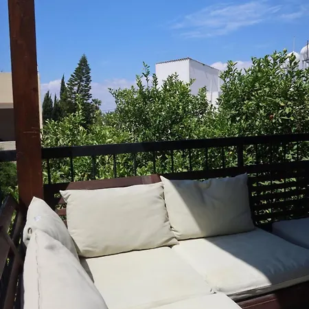 Cozy With Balcony Apartment *